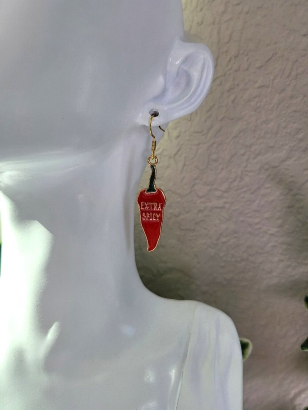 Extra Spicy Hot Pepper Earrings Red Chili Novelty Dangles - Picture 4 of 8